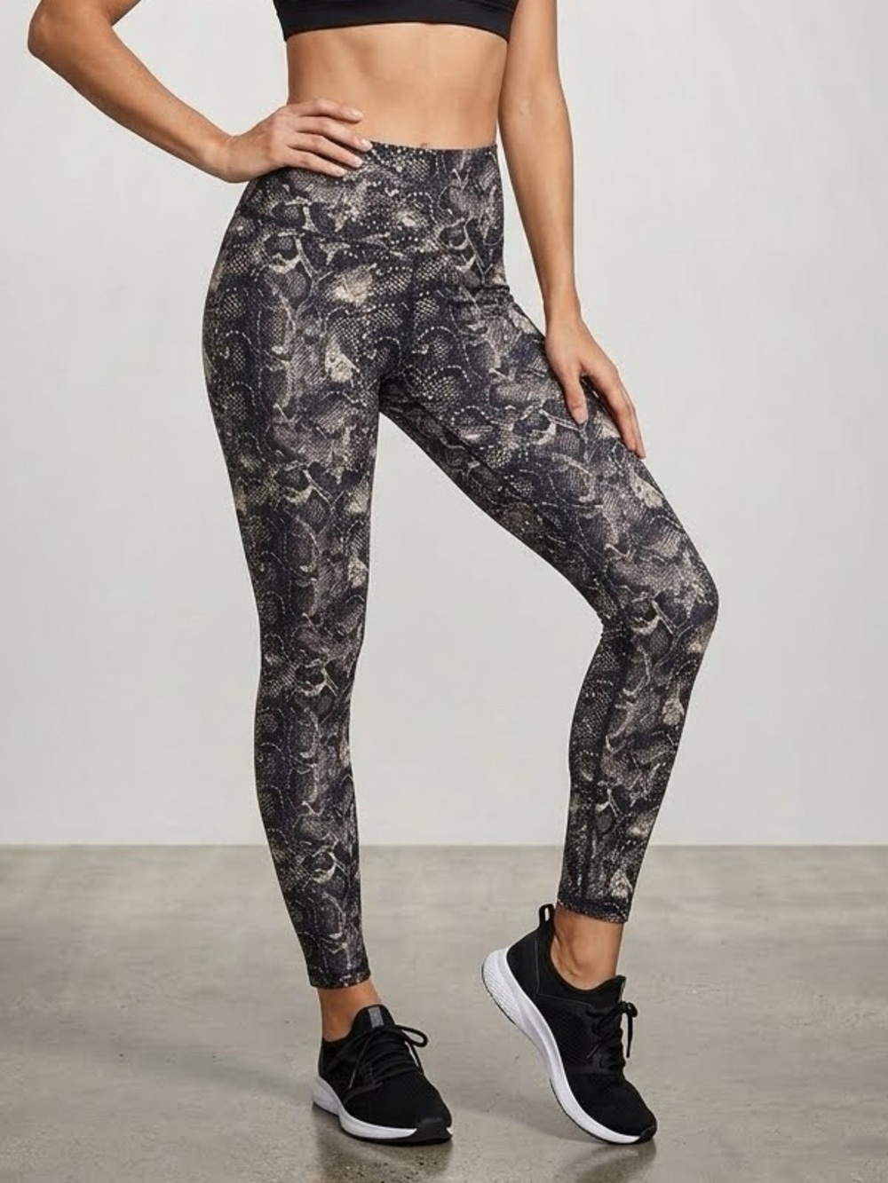 Good American Core Power Snakeskin Print Leggings in Brown Black Size 0 / XS